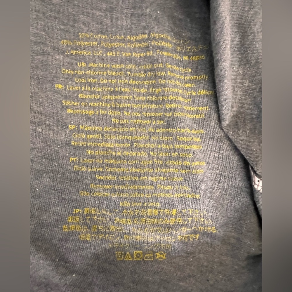 John Deere Build State Pride Arizona Gray V-Neck Tee women’s size large - Picture 5 of 7
